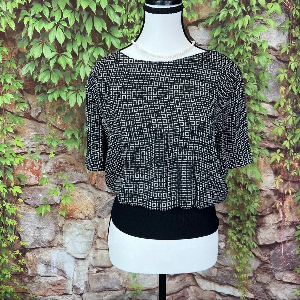 THEORY Black and White Geometric Print Quiet Luxury Blouse, S - Picture 2 of 10